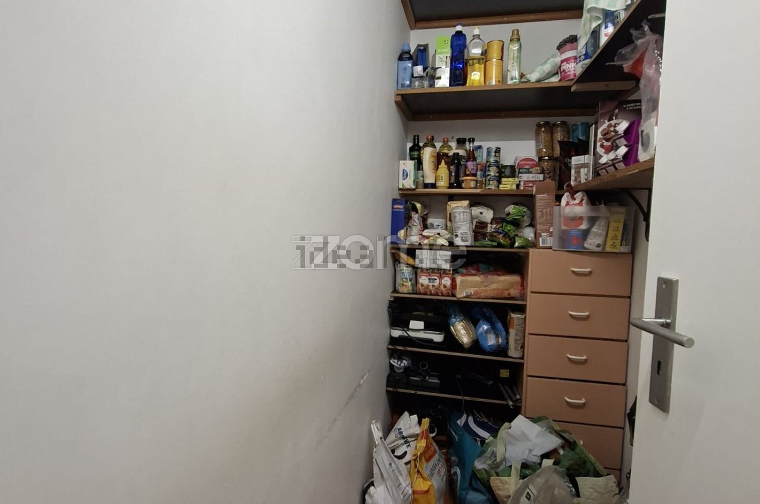 公寓 t3出售在Rua Congregação das Filhas de São José, 21 - 仓库