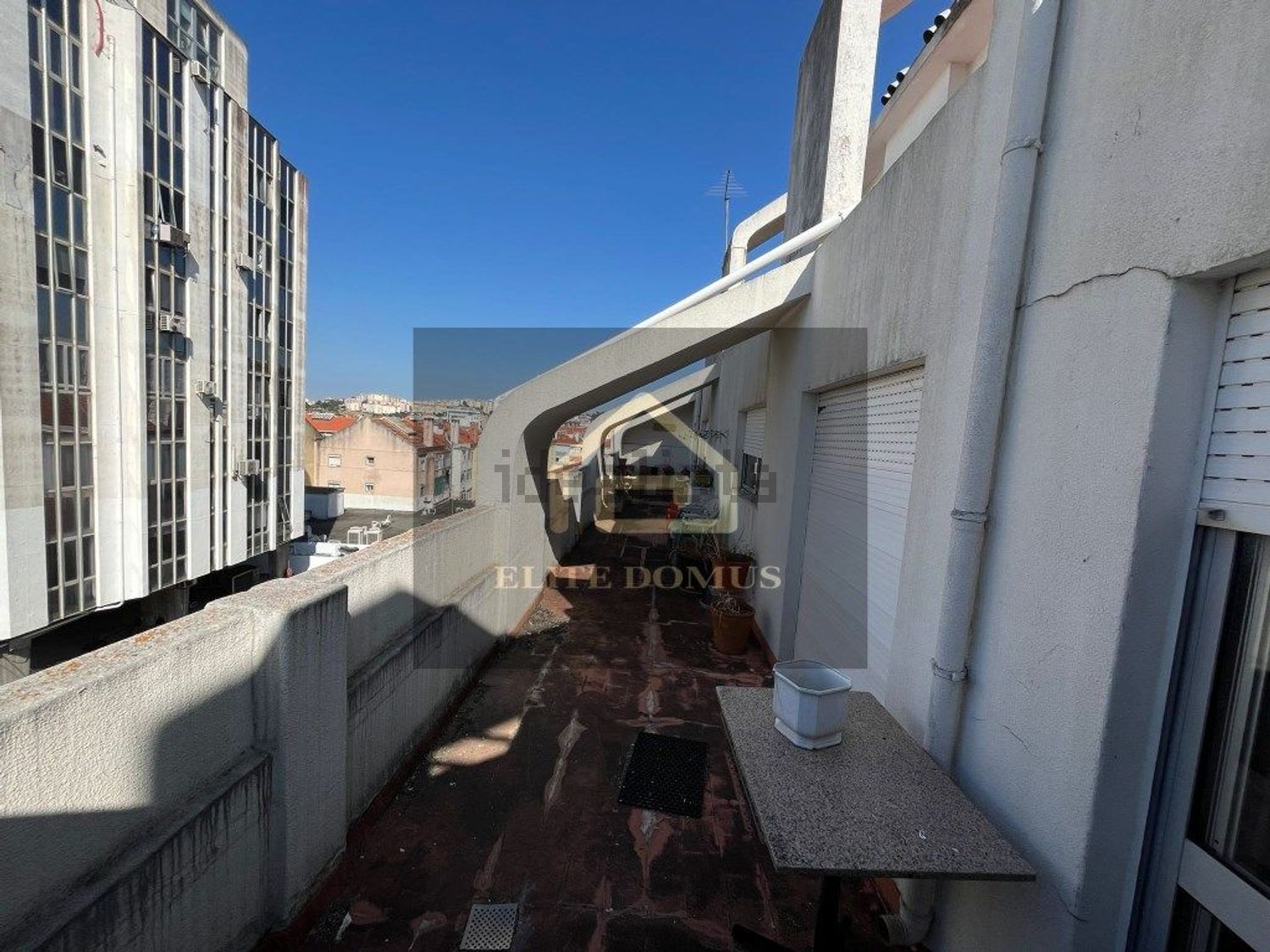公寓 t4出售在 Centro da Amadora - 阳台