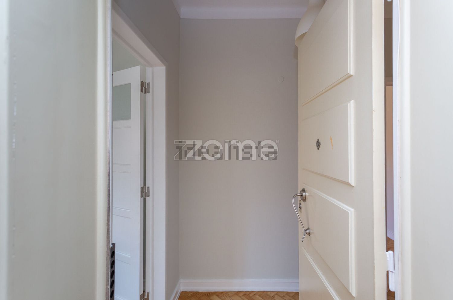 出租公寓 t2在Rua Viana da Mota, 24 - 卫生间