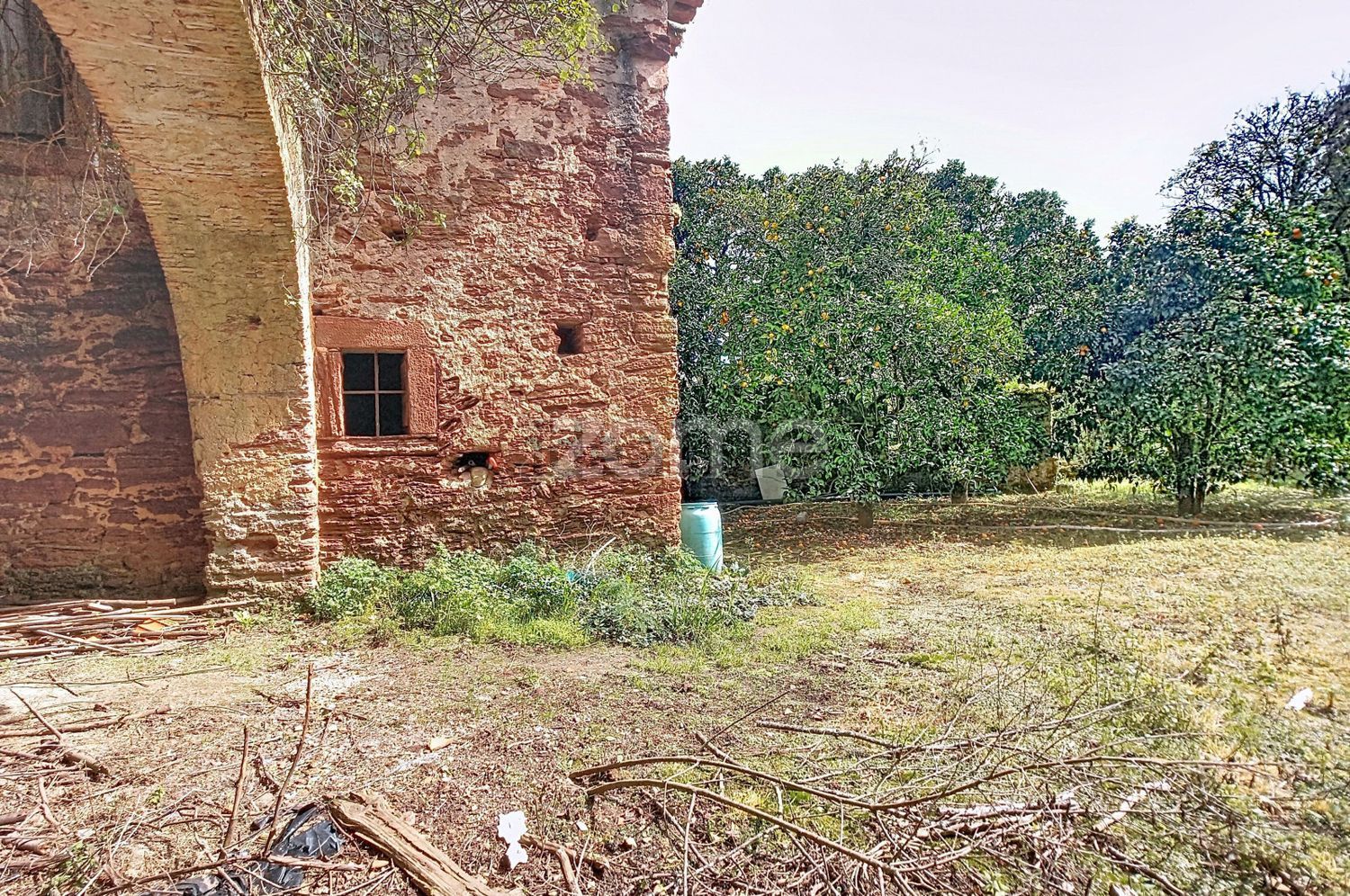 小楼房或独栋别墅出售在 Requeixo - Nossa Senhora de Fátima - Nariz - 详情