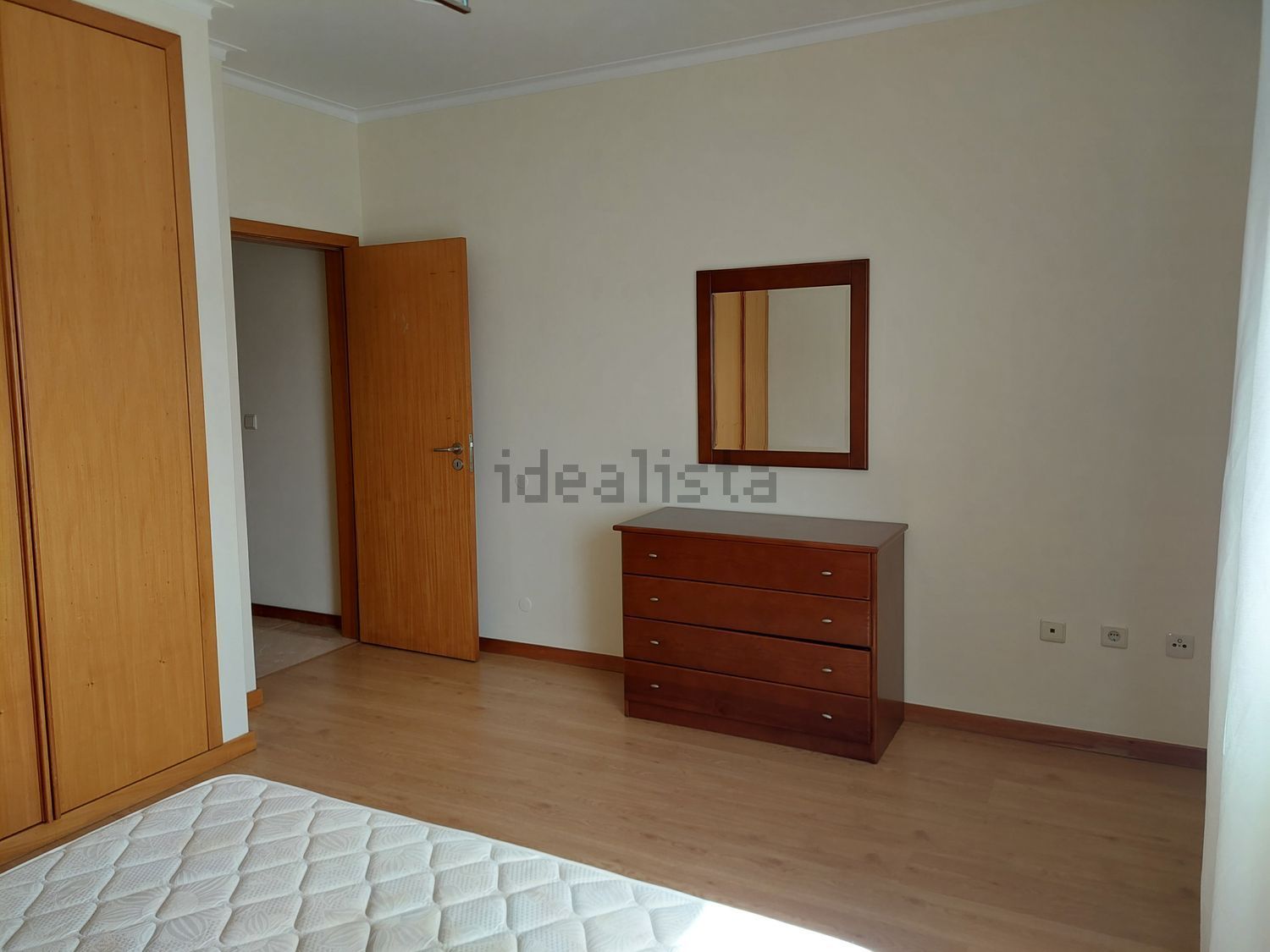 出租公寓 t2在Rua Madalena Sotto, 3720 -126 - 卧室