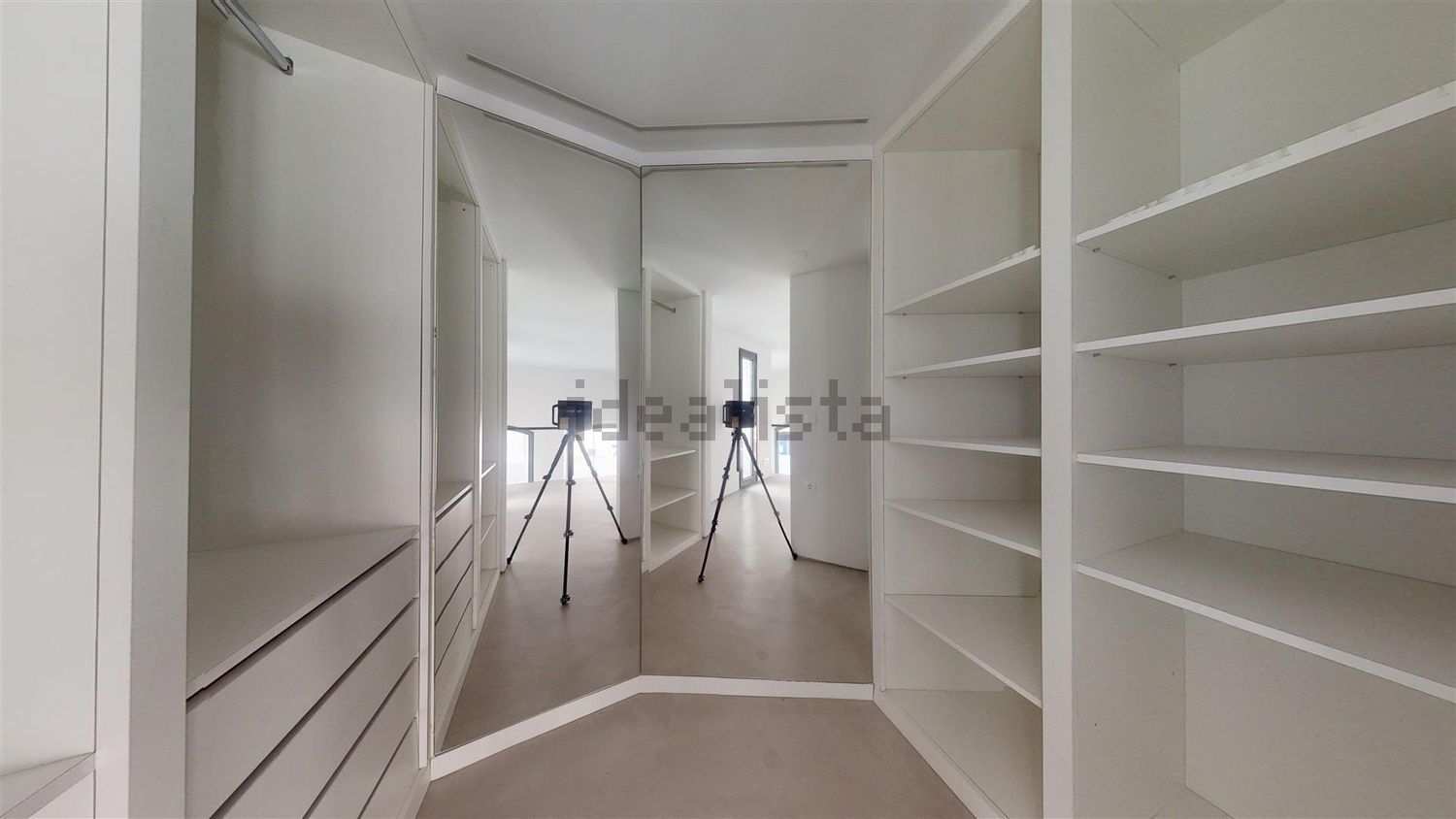 公寓 t1出售在 Corredor da Torrinha, 34 - 试衣间