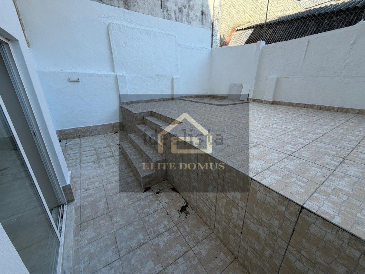 公寓 t2出售在 Centro da Amadora - 阳台