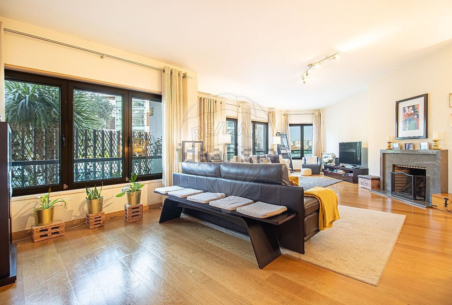 复式公寓出售在Rua H1 da Quinta dos Alcoutins - 客厅