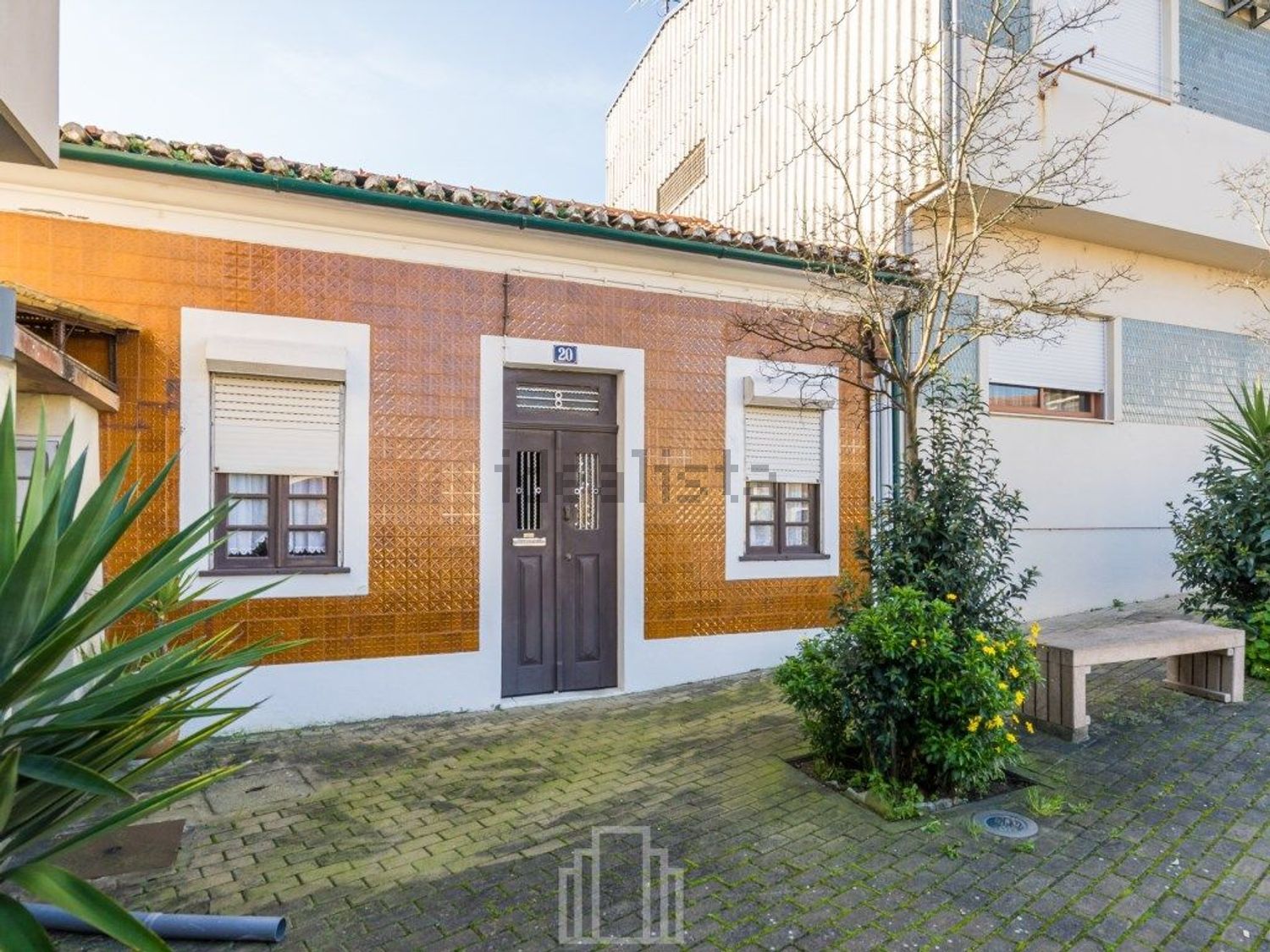 小楼房或独栋别墅出售在 Centro de Ovar - 外立面