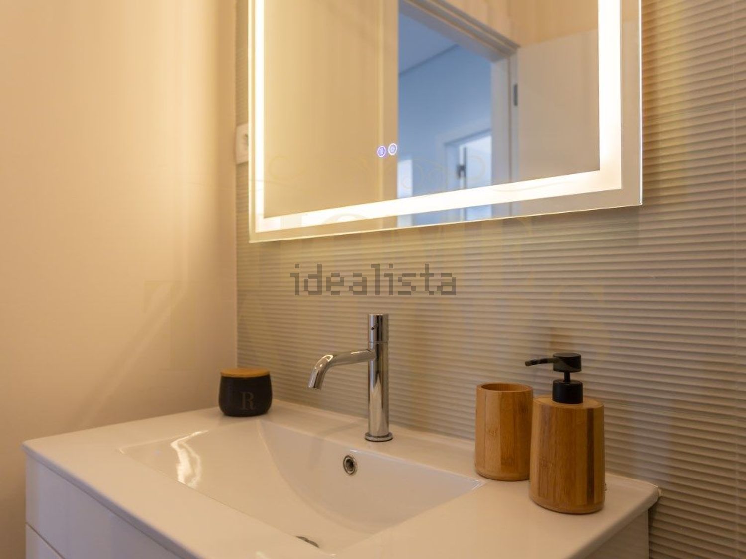 公寓 t3出售在Rua Abel Salazar, 25 - 卫生间