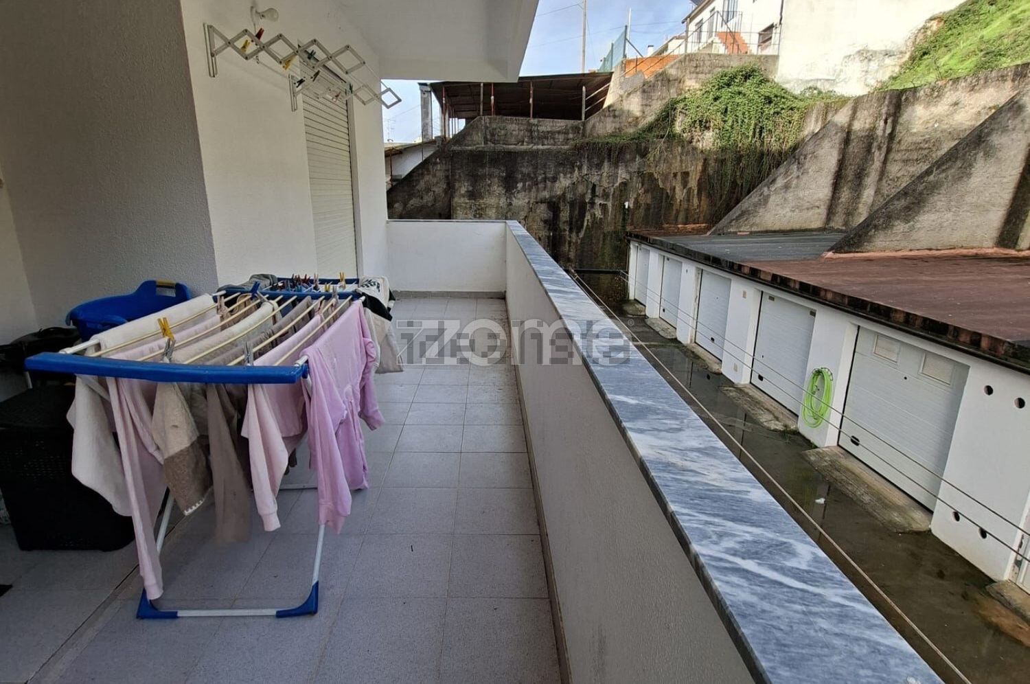 公寓 t3出售在Rua Congregação das Filhas de São José, 21 - 门廊