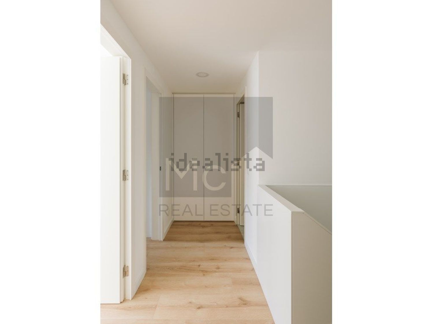 出租公寓 t3在Avenida General Roçadas, 72 b - 前厅
