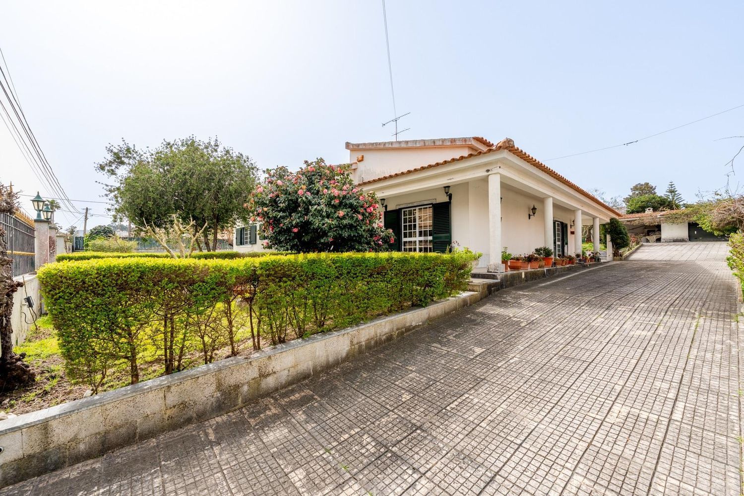 小楼房或独栋别墅出售在Avenida Pinhal do Caldas, 42 - 外立面