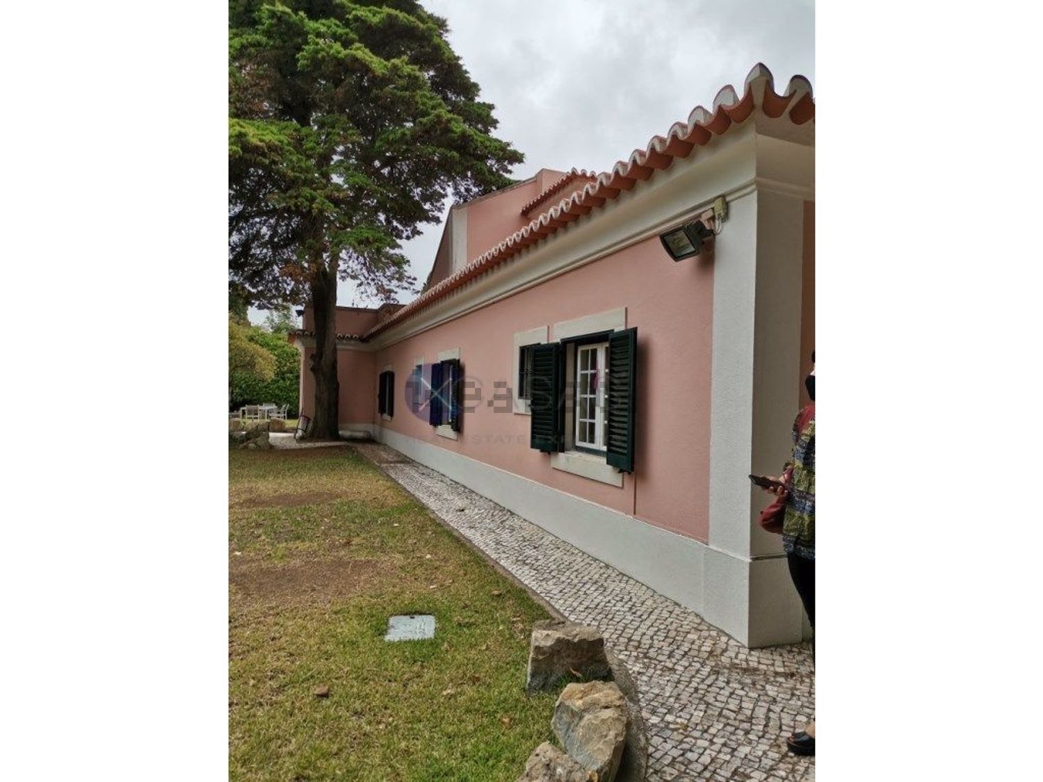 出租小楼房或独栋别墅在 Parque de Palmela - Ribeira das Vinhas - 外立面