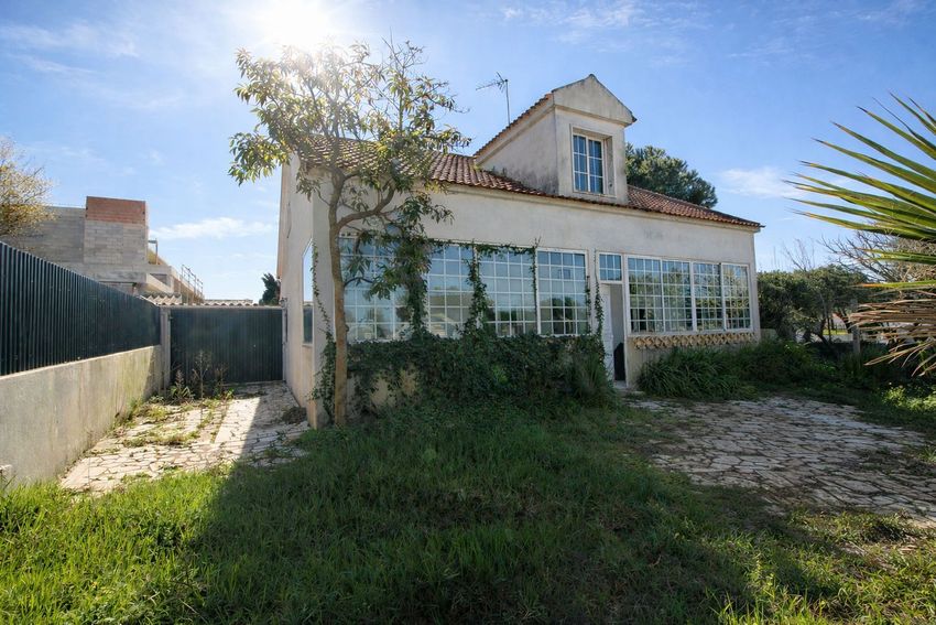 小楼房或独栋别墅出售在 Lagoa de Albufeira