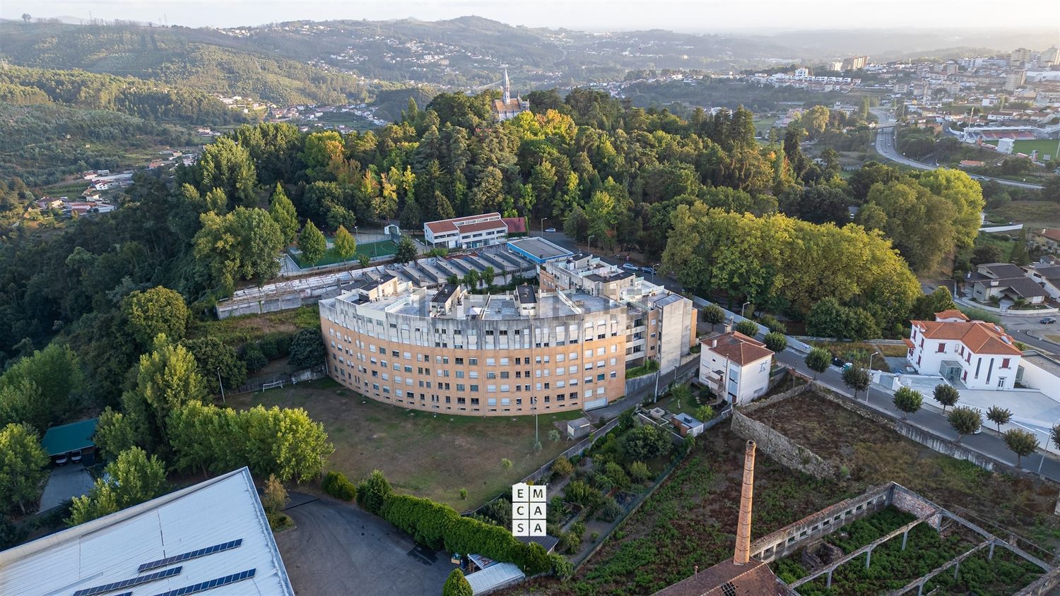 公寓 t3出售在 Centro de Oliveira de Azeméis - 花园