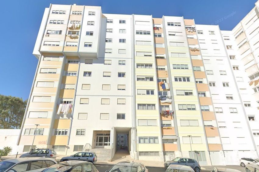 出租公寓 t4在Avenida Azedo Gneco, 12