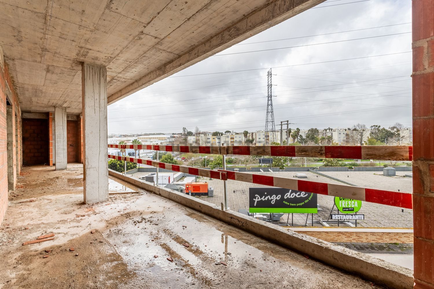 公寓 t2出售在Rua Marechal António de Spínola - 露台