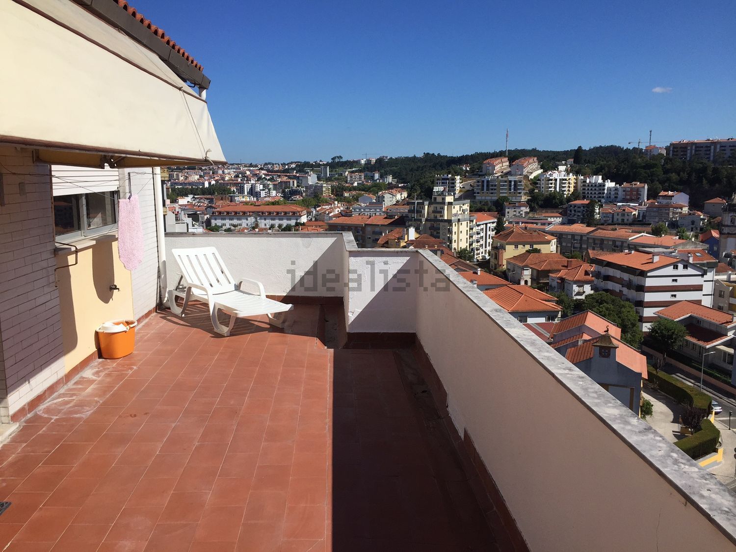 出租房间在Rua Francisco Pereira da Silva, 4 lote - 阳台
