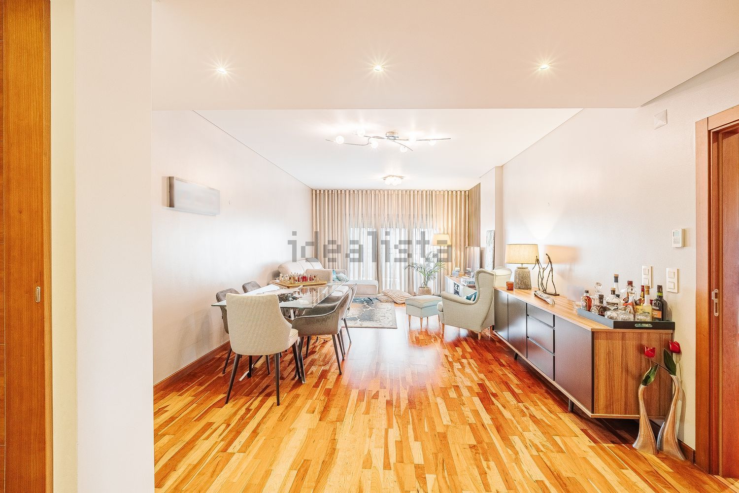公寓 t3出售在Rua Marechal Costa Gomes - Terraços da Ponte - 客厅