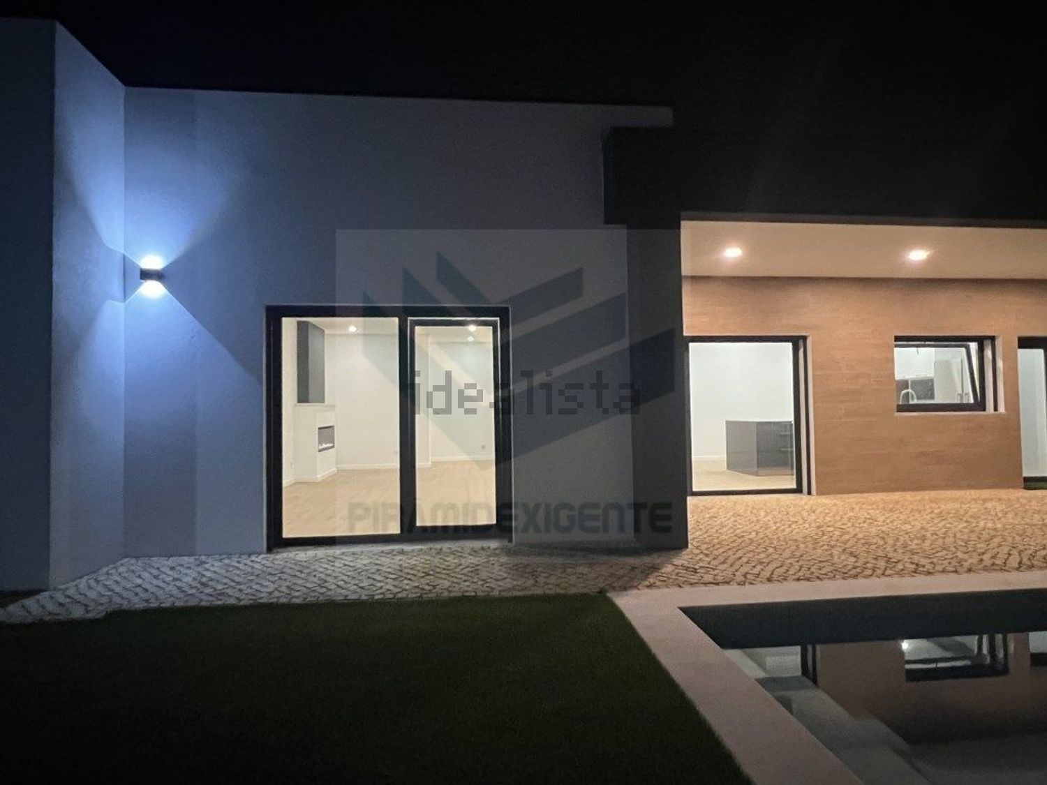 小楼房或独栋别墅出售在 Vila Nogueira de Azeitão - 照片