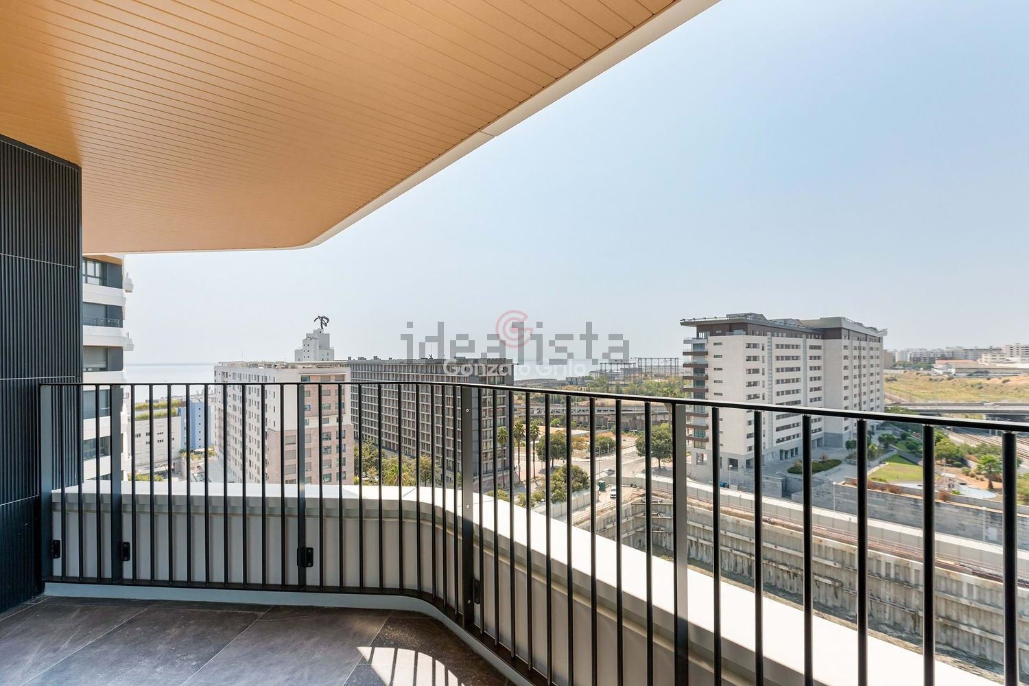 出租公寓 t3在Rua Mário Botas, 6 - 视线