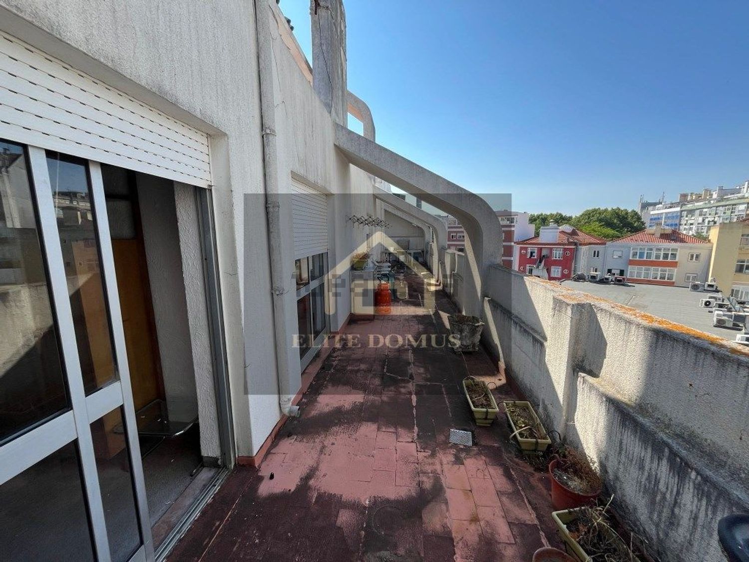 公寓 t4出售在 Centro da Amadora - 阳台