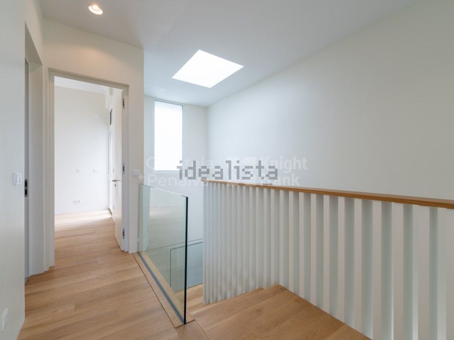 出租小楼房或独栋别墅在Avenida Bombeiros Voluntários - 前厅