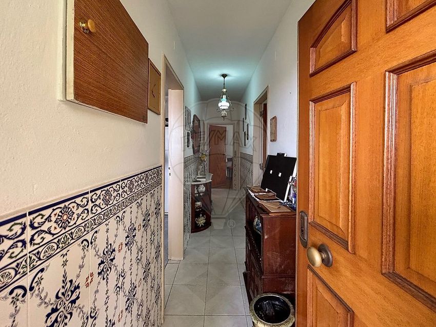 公寓 t2出售在Rua Cidade de Benguela, 292