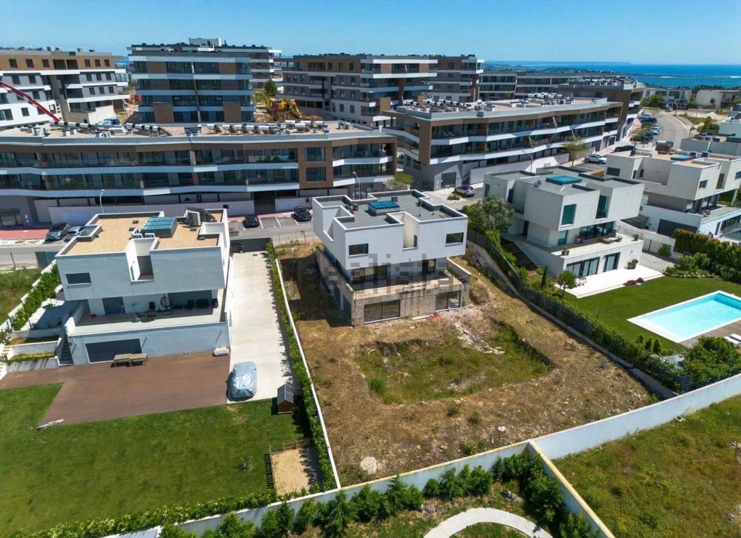 小楼房或独栋别墅出售在Avenida dos Freixos, 28 - 照片