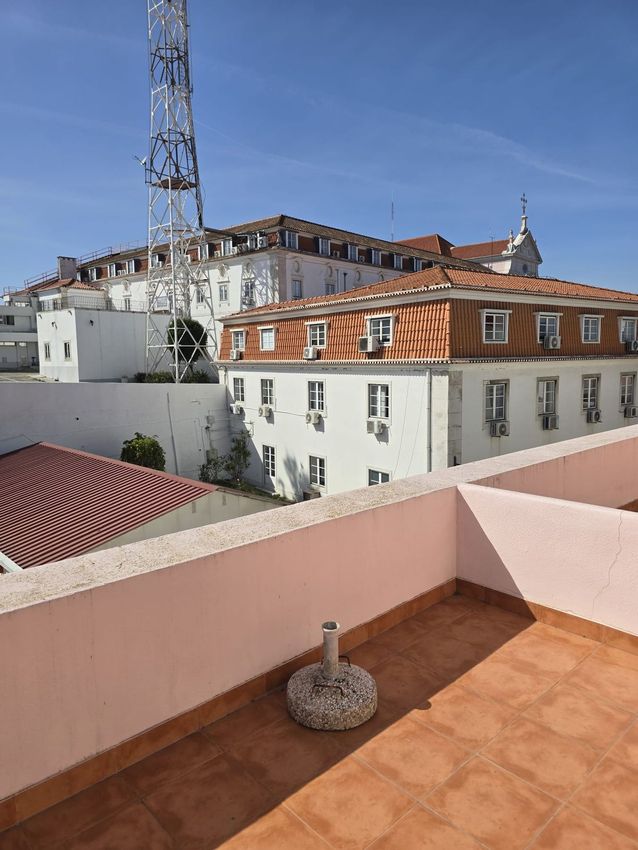 出租公寓 t2在Rua da Penha de França, 266
