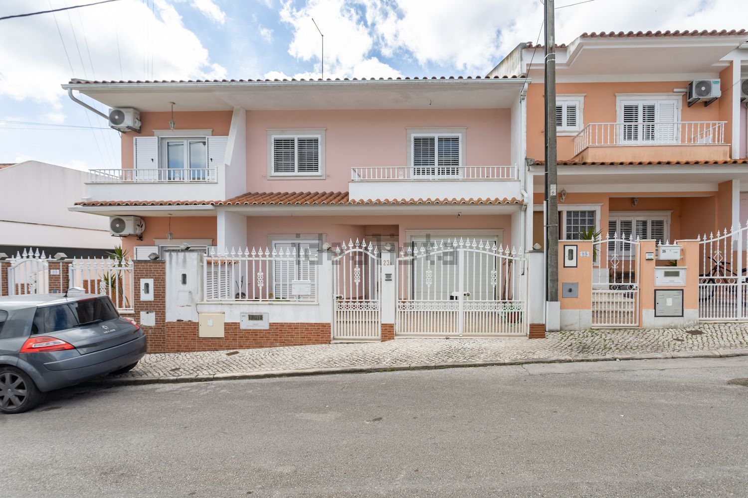 联排别墅出售在Rua Ramalho Ortigão s/n - 外立面