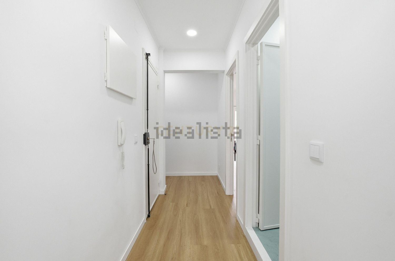 公寓 t3出售在Avenida 25 de Abril, 33 - 过道