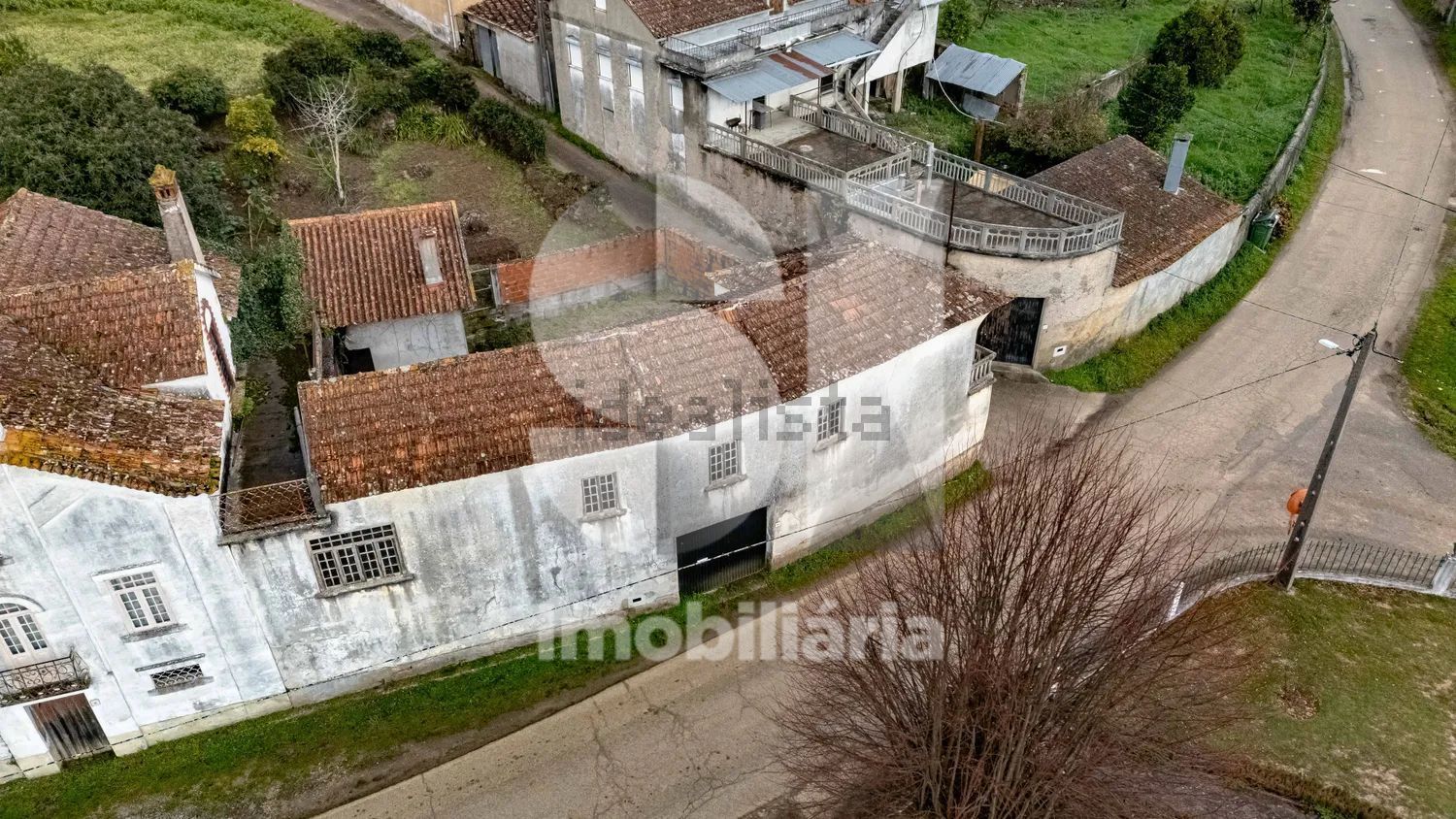 双拼别墅出售在 Figueira de Lorvão - 照片