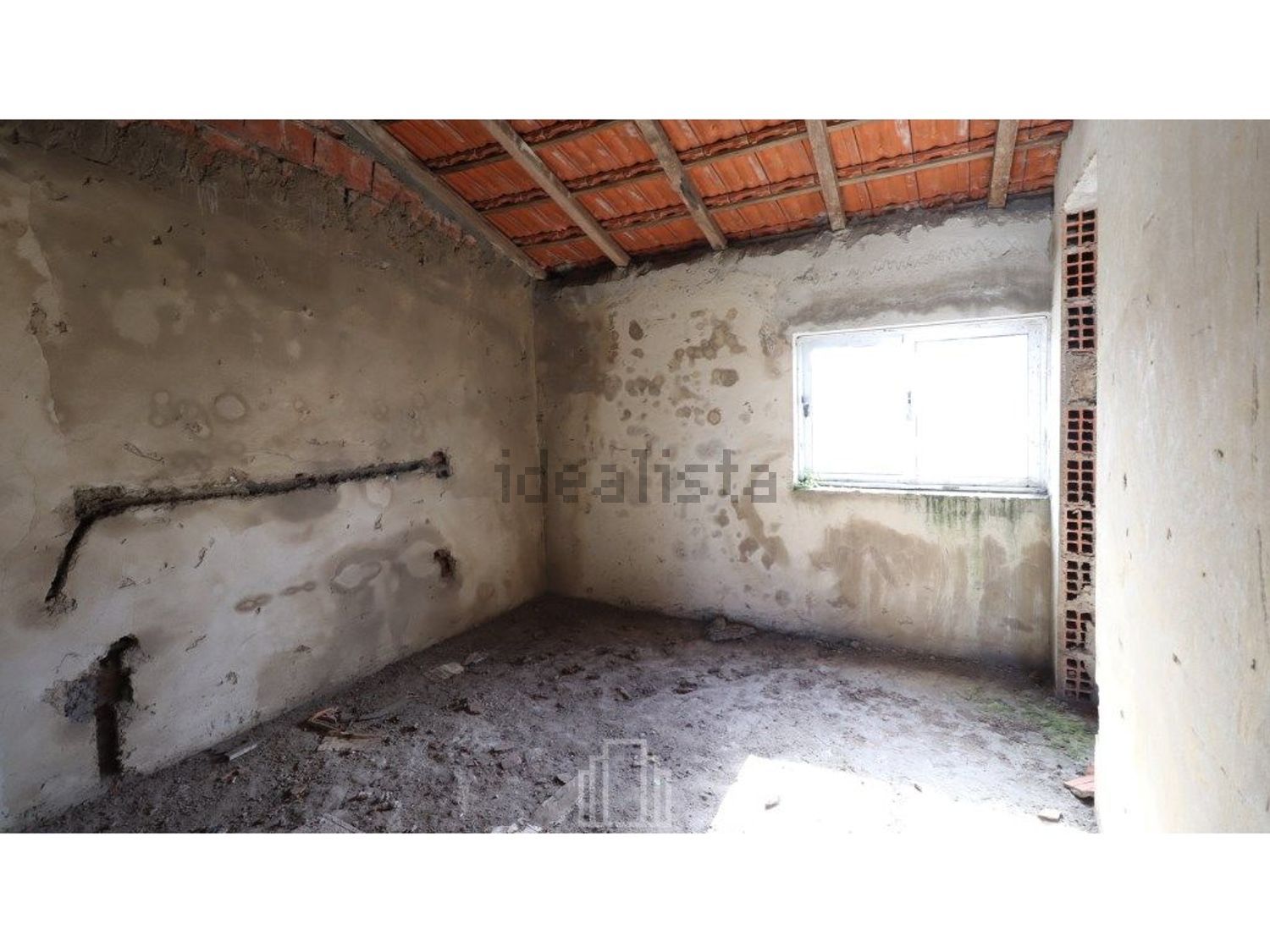 小楼房出售在 Centro de Ovar - 照片