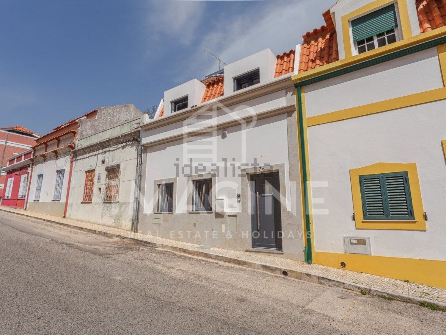 小楼房或独栋别墅出售在 Baixa - Centro Histórico - 外立面