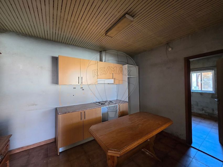 双拼别墅出售在Rua Pousios