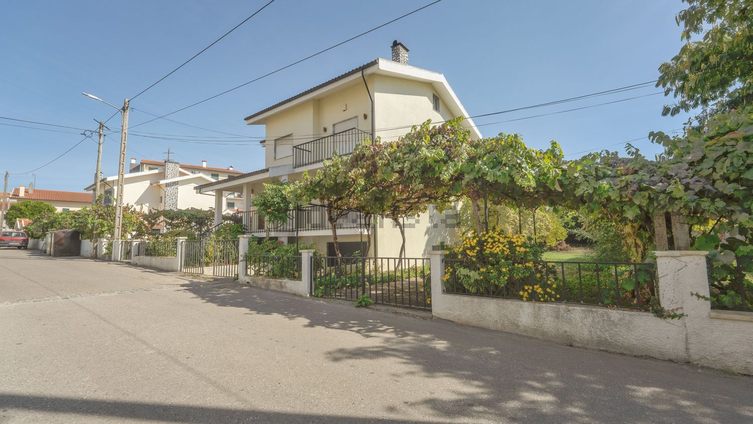 小楼房或独栋别墅出售在Rua das Poças, 4 - 外立面