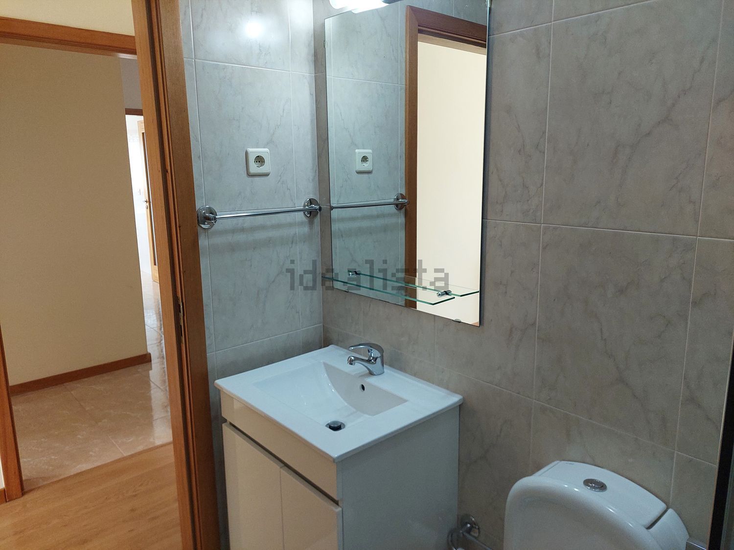 出租公寓 t2在Rua Madalena Sotto, 3720 -126 - 卫生间