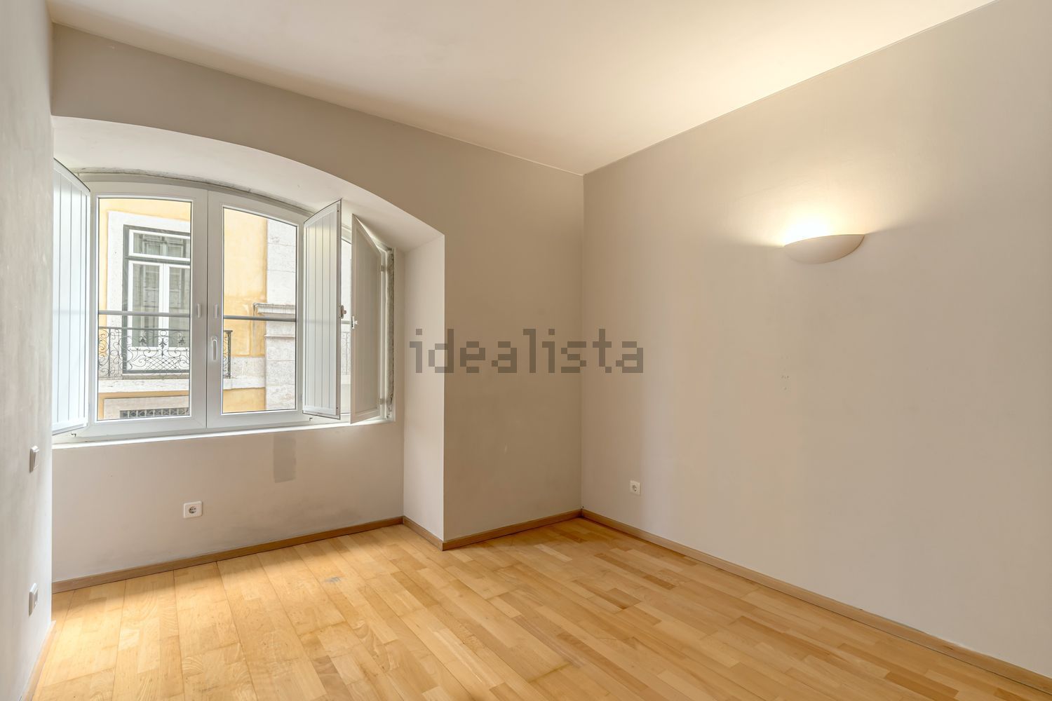 公寓 t2出售在 Chiado - Pç. de Camões - 卧室
