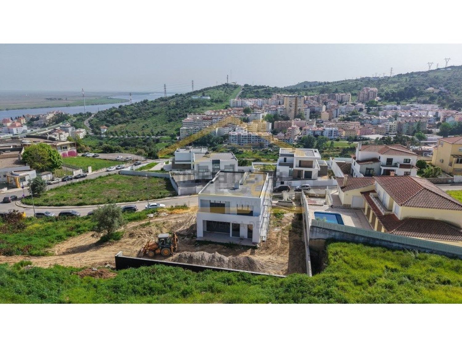 小楼房或独栋别墅出售在 Vila Franca de Xira - 照片
