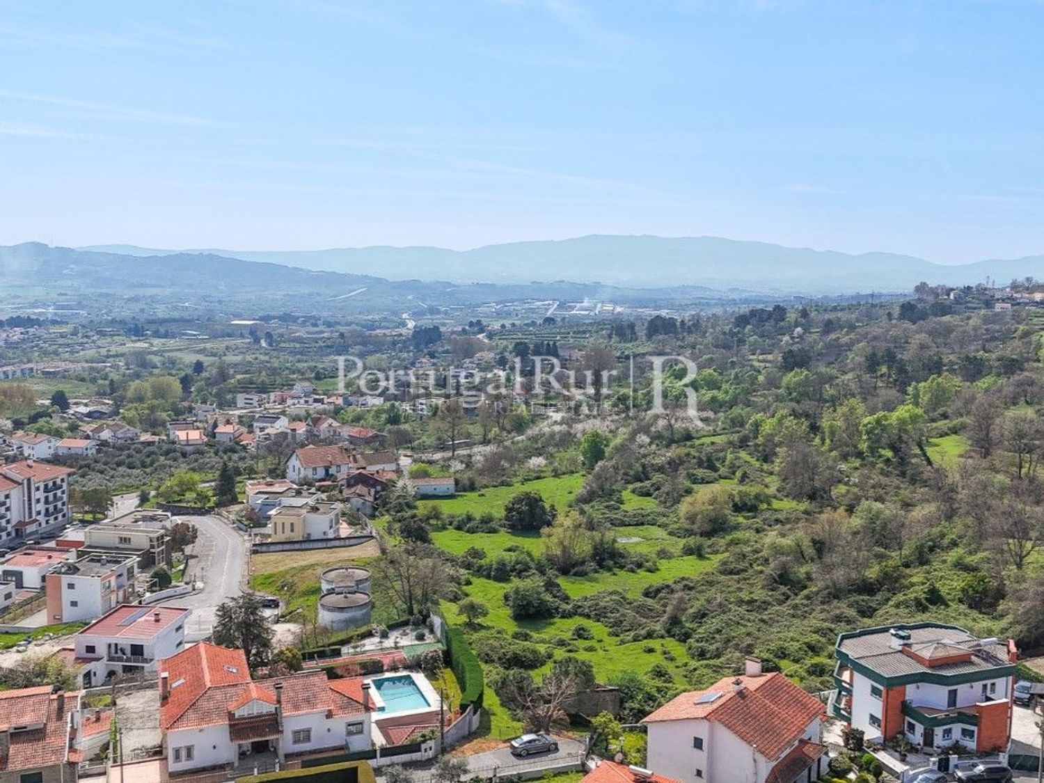 小楼房或独栋别墅出售在Rua da Quinta do Sol - 视线