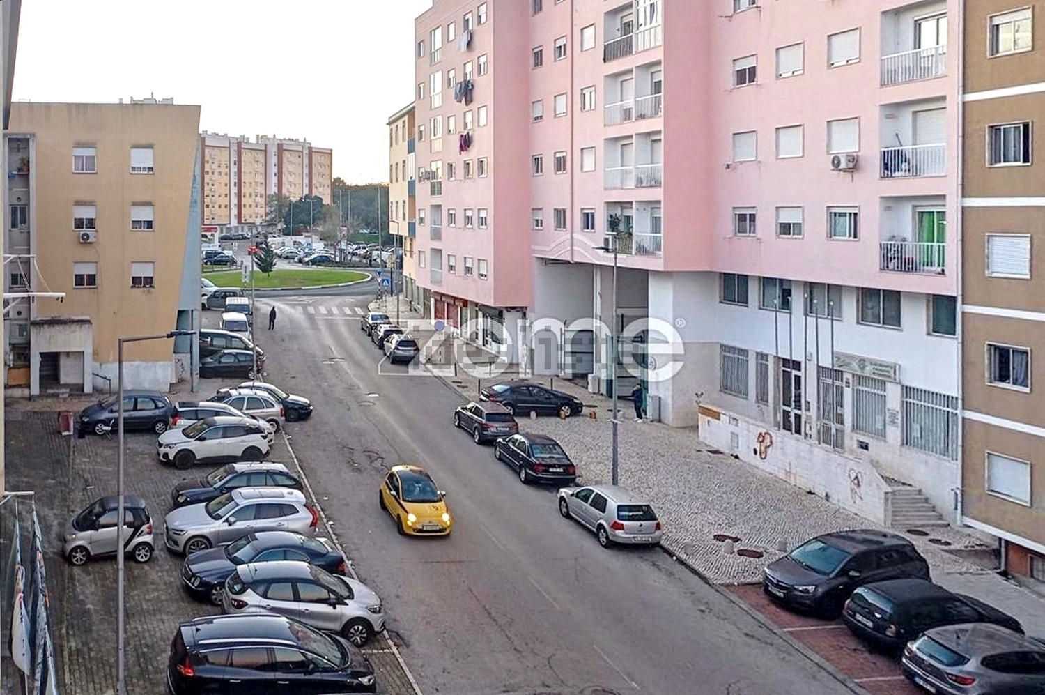 公寓 t2出售在Rua da Liberdade, 13 - 视线