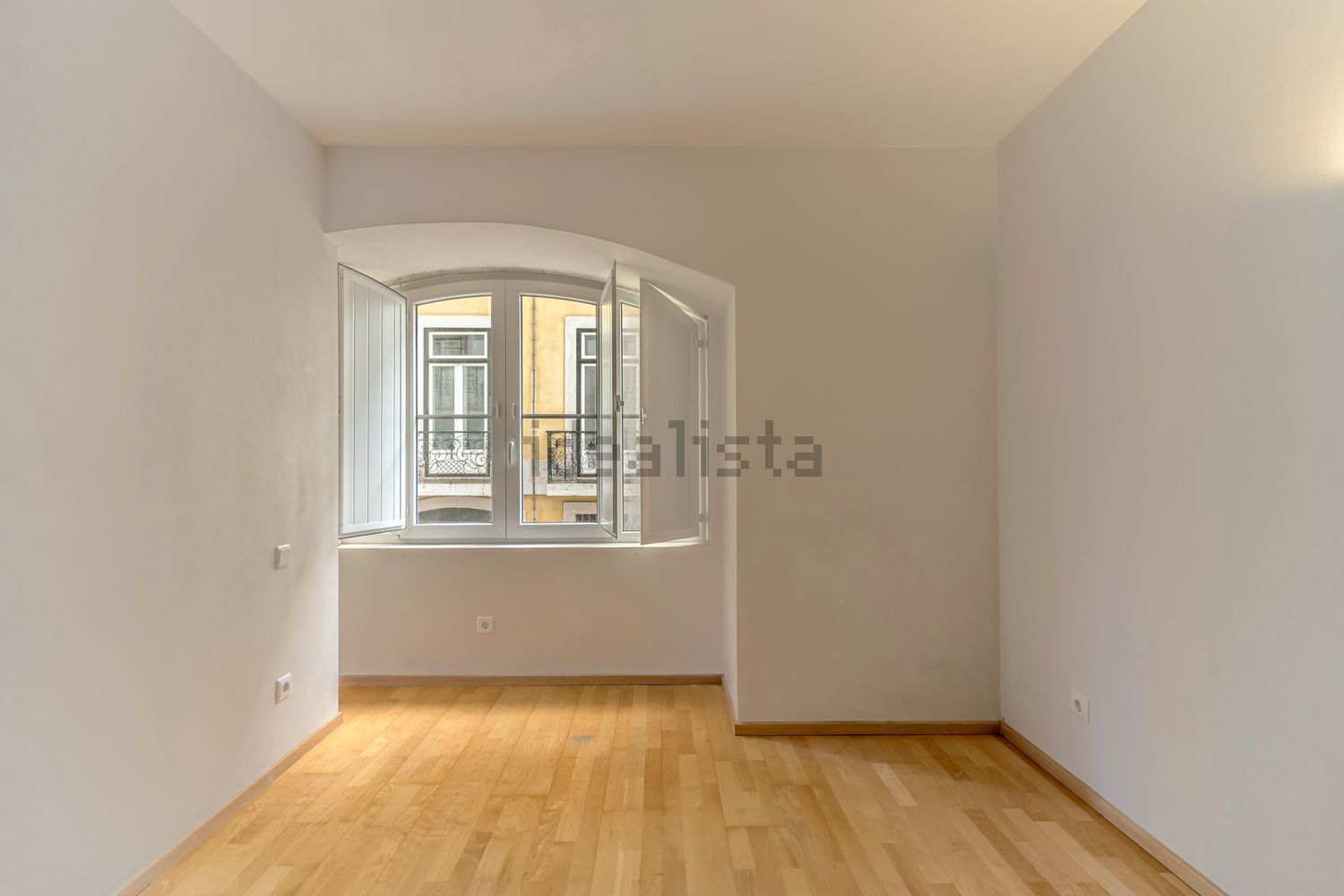 公寓 t2出售在 Chiado - Pç. de Camões - 卧室