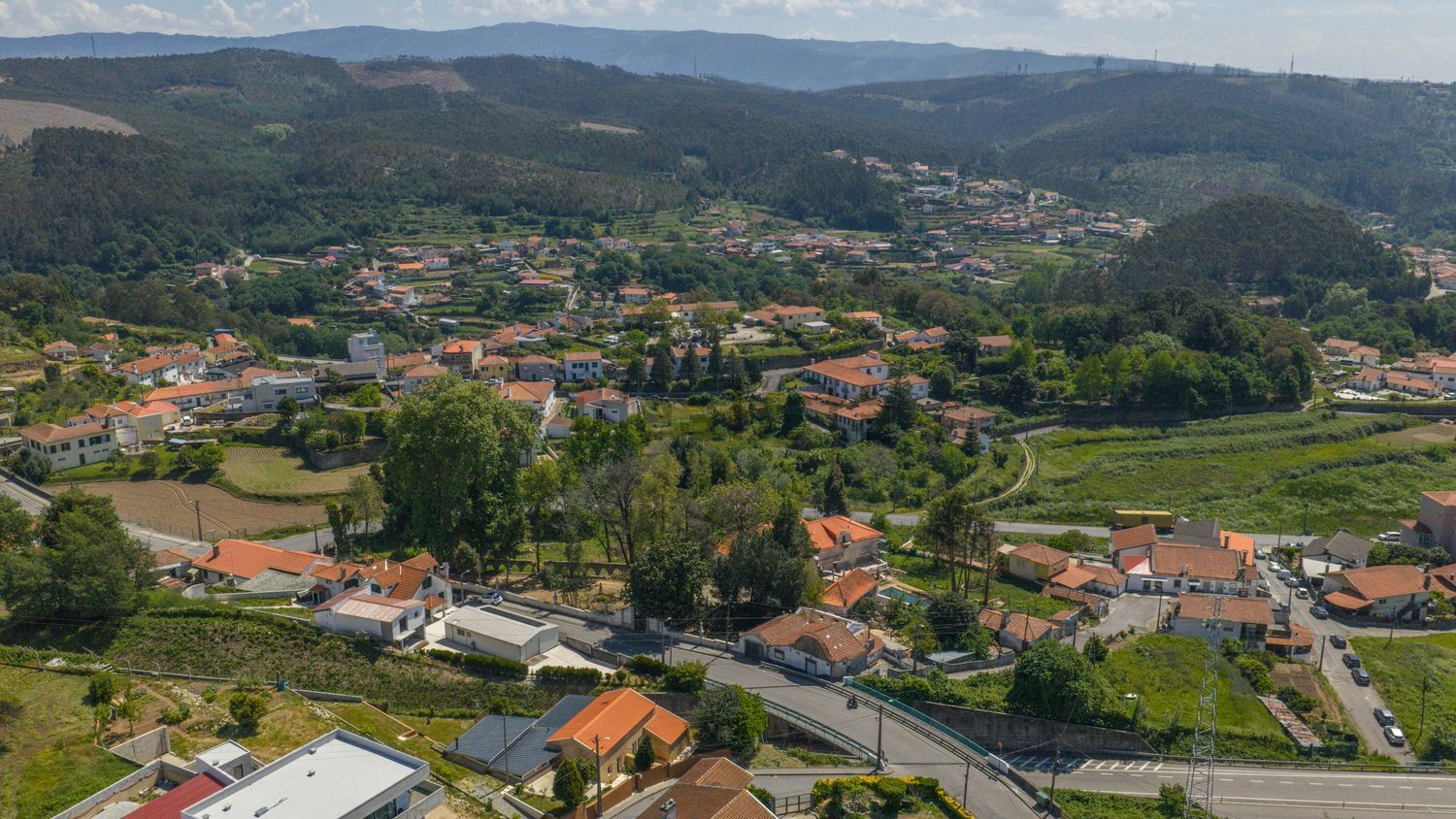 小楼房或独栋别墅出售在 Centro de Oliveira de Azeméis - 照片