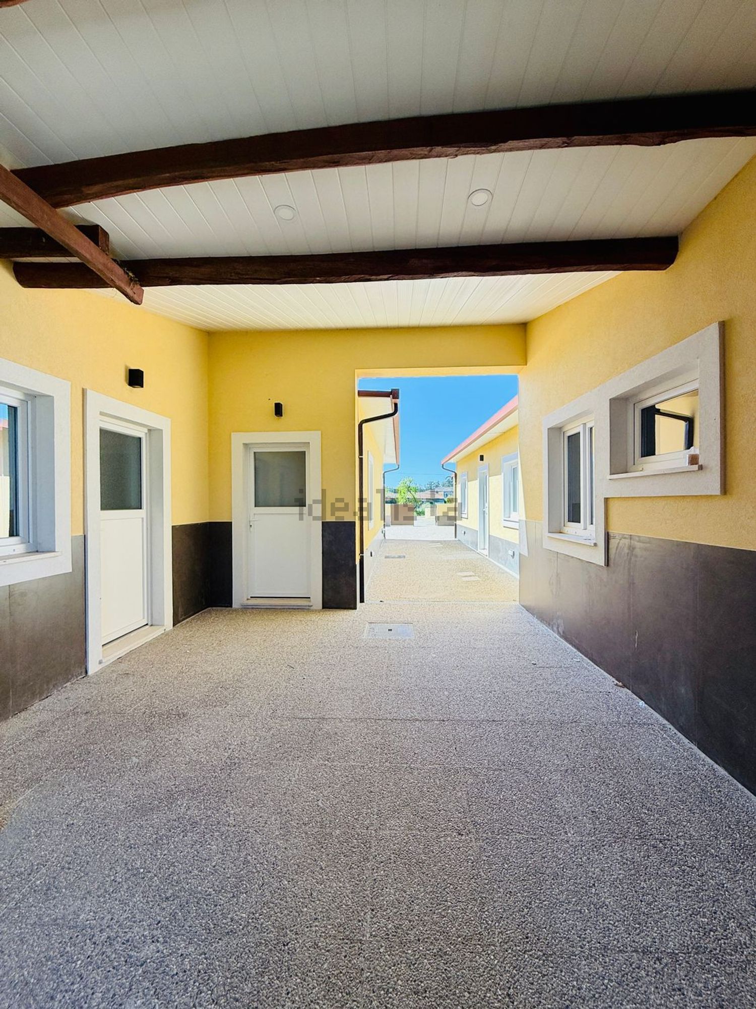 出租联排别墅在Rua das Quintas, 8 - 门廊