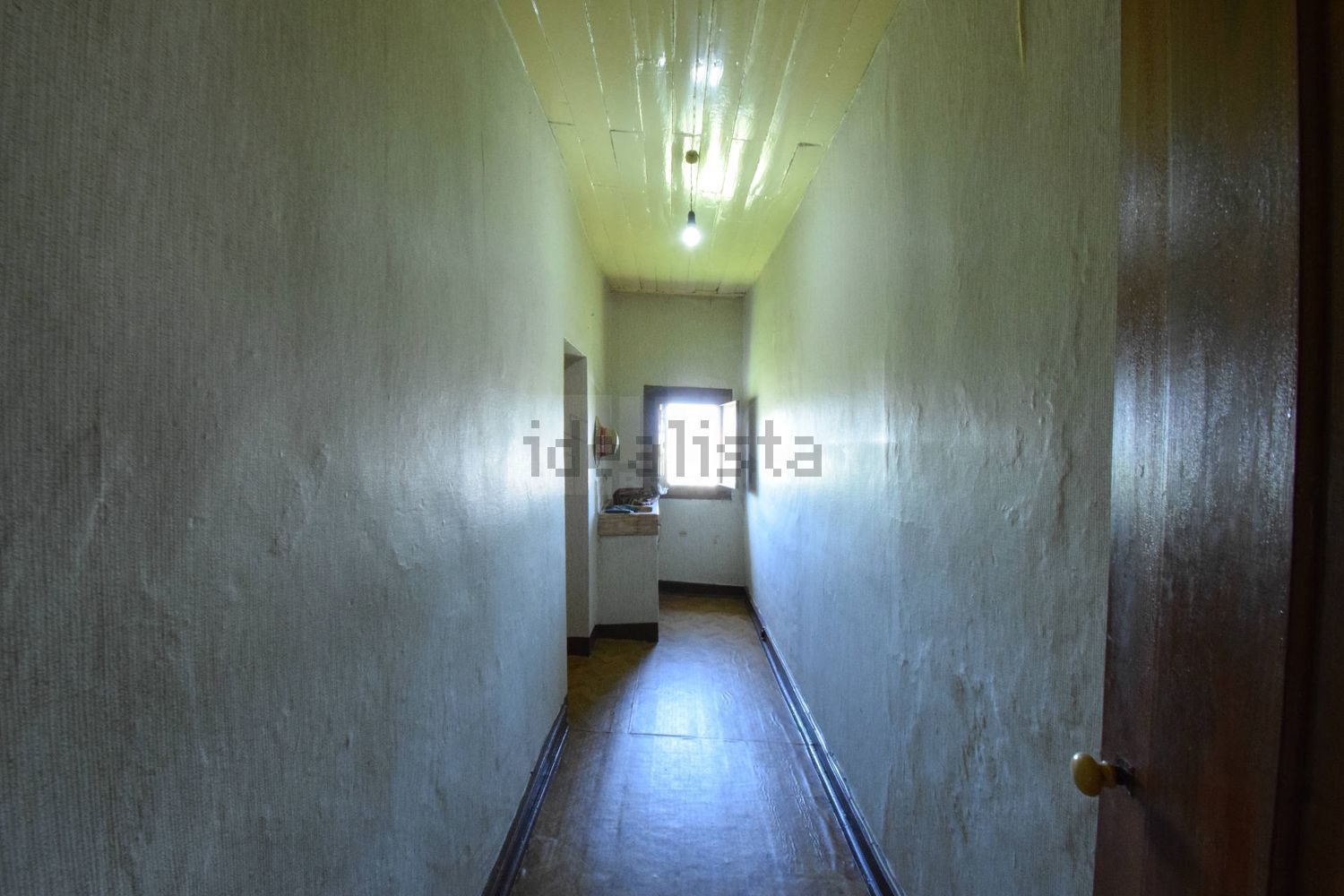 小楼房或独栋别墅出售在 Fundão - Valverde - Donas - Aldeia de Joanes - Aldeia Nova do Cabo - 过道