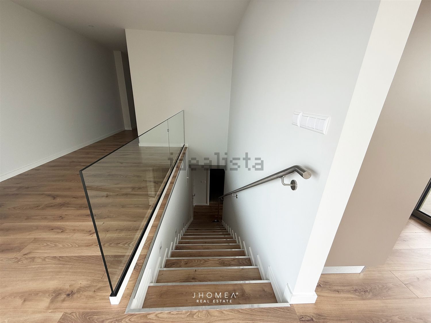 公寓 t3出售在Rua Vasco da Gama, 125 b - 楼梯