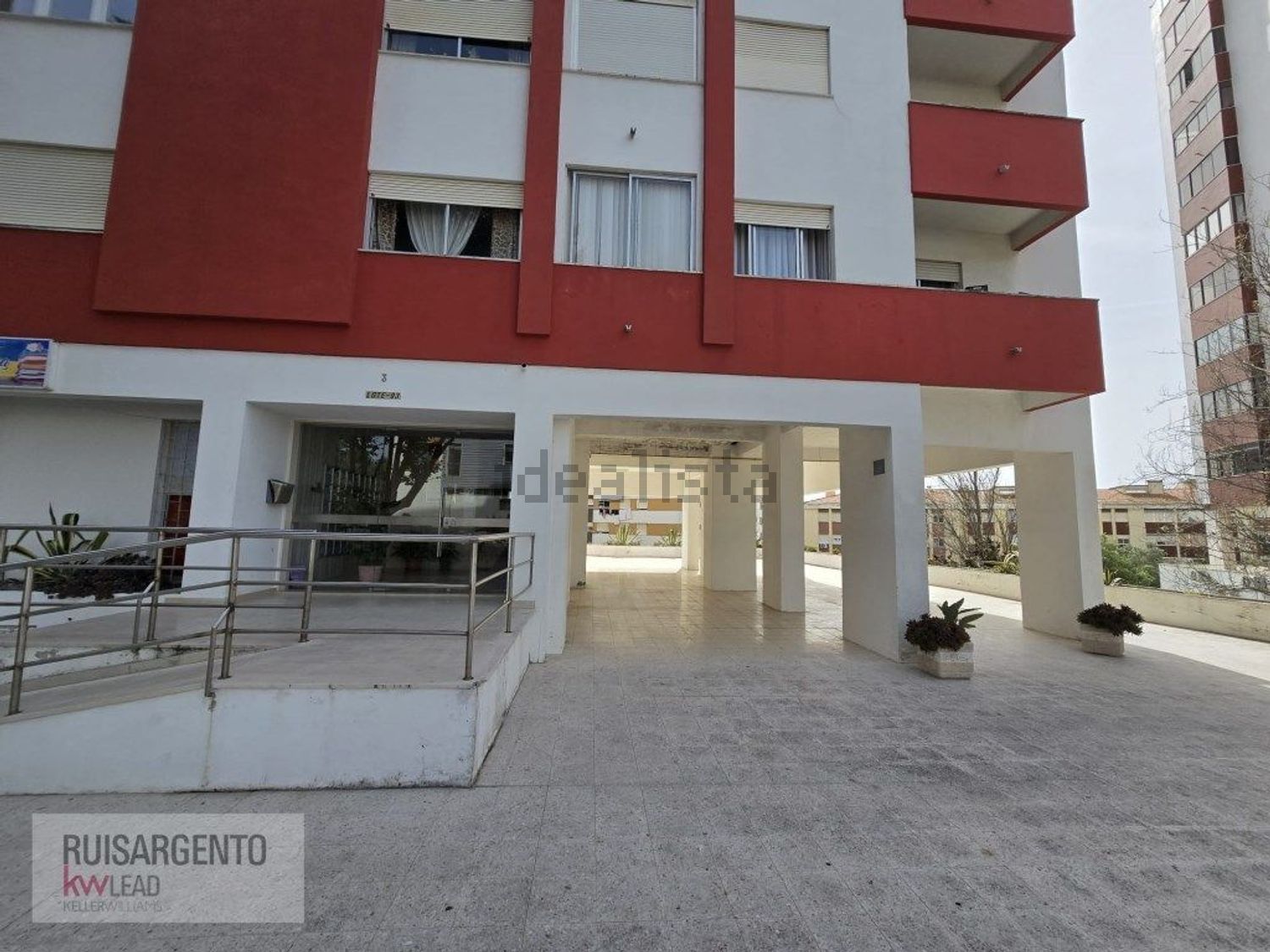 公寓 t3出售在Avenida Dom Vicente Afonso Valente - 外立面