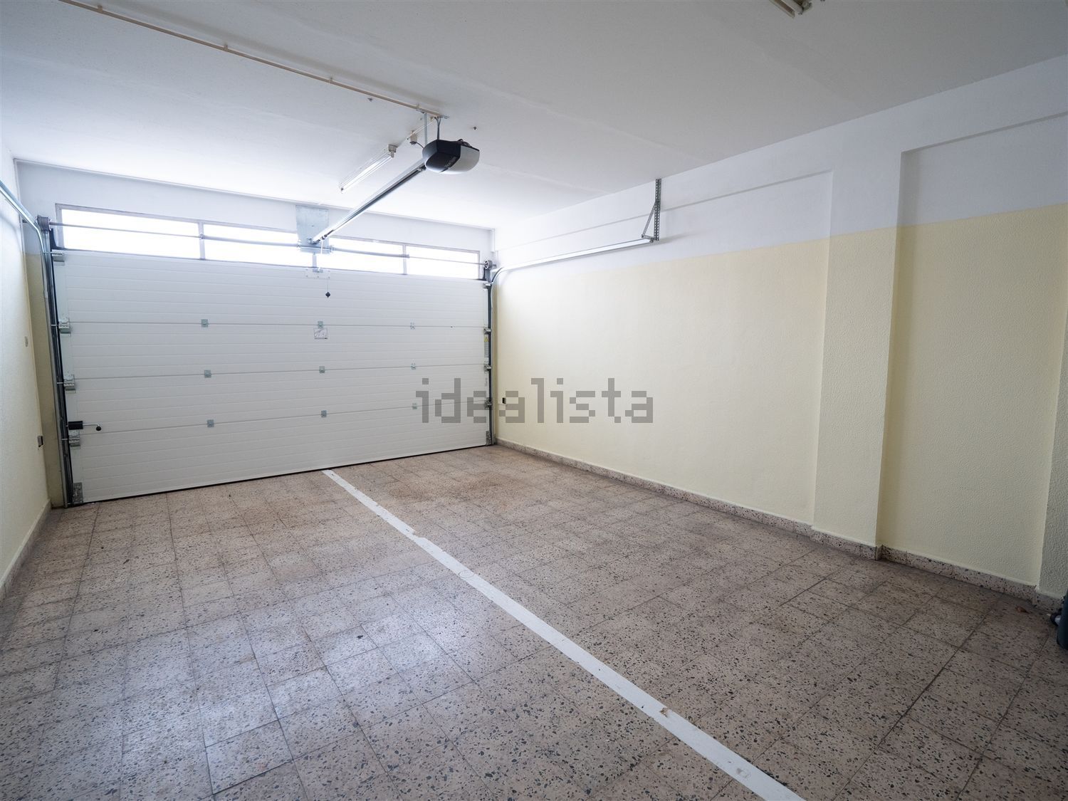 出租公寓 t2在Rua Costa Pinto, 332 - 停车位