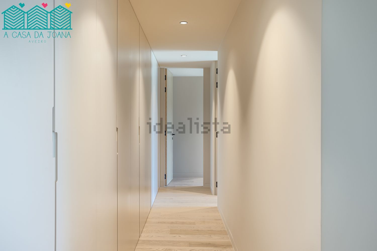 联排别墅出售在Rua Arnaldo Peixoto s/n - 过道