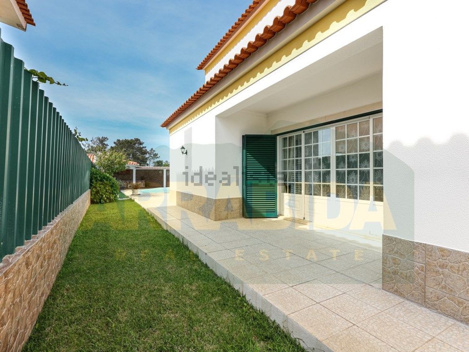 小楼房或独栋别墅出售在 Lagoa de Albufeira - 外立面