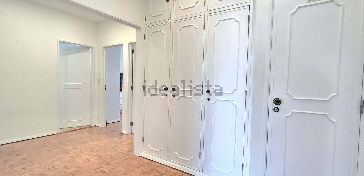 出租公寓 t2在Alameda das Linhas de Torres, 258 - 前厅