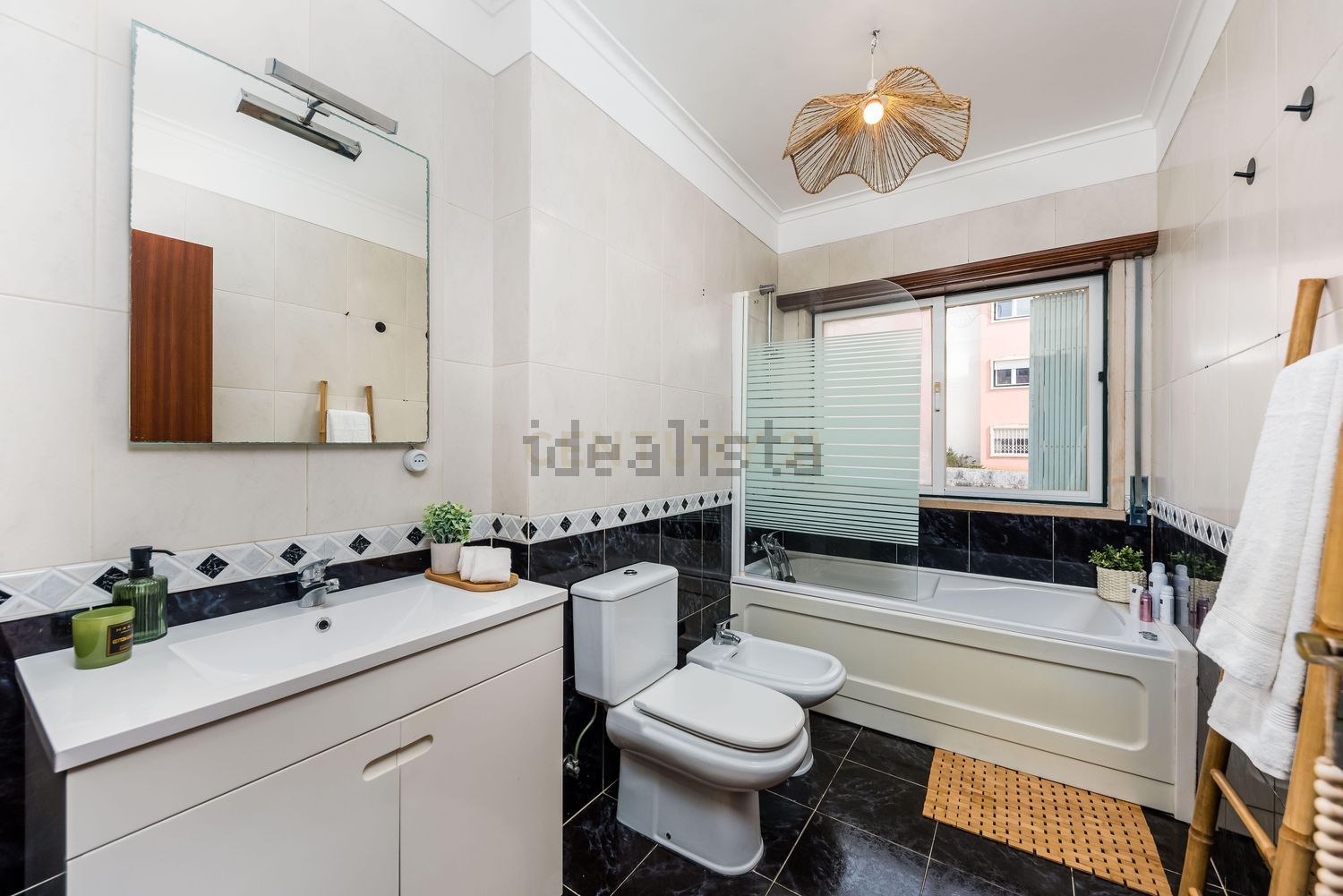 公寓 t3出售在Rua Alberto Barbosa - 卫生间